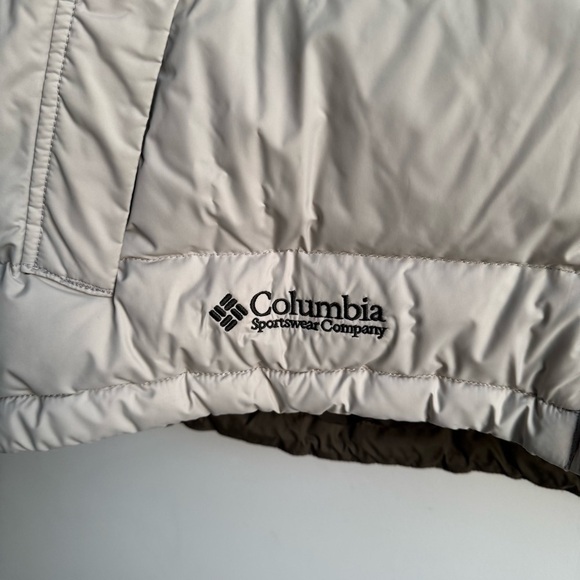 Columbia feather down puffer vest ultra light Beige Brown Water resistant size L - Picture 5 of 9